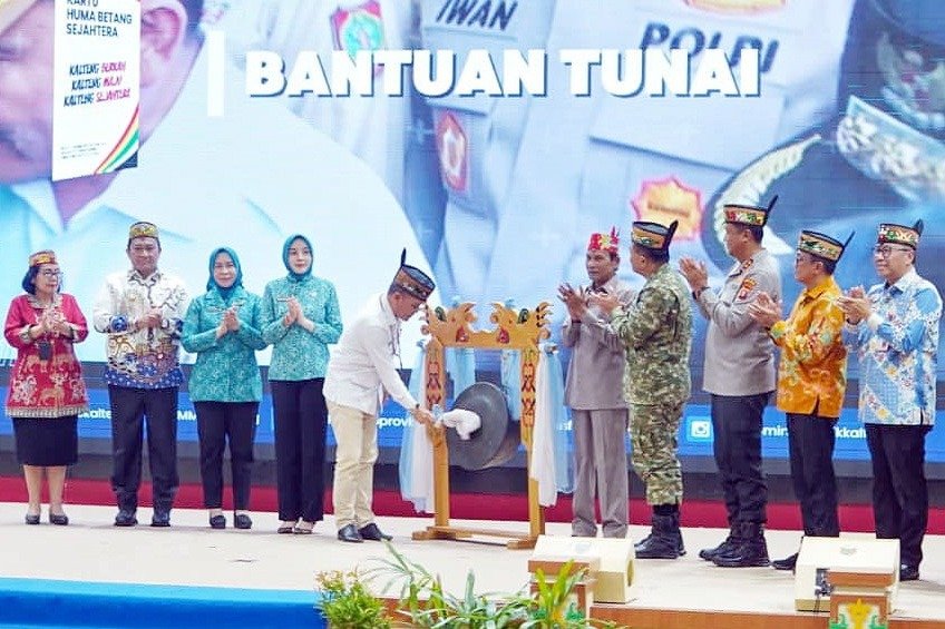 Gubernur Kalteng Lakukan Peluncuran Kartu Huma Betang Sejahtera