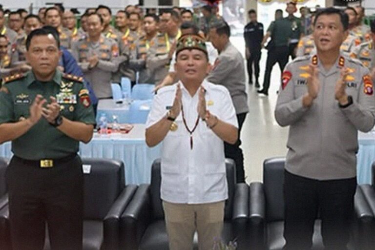 Kapolda Kalteng Irjen Pol Iwan Kurniawan, S.I.K., M.Si., Bersama Gubernur Kalteng, Forkopimda da