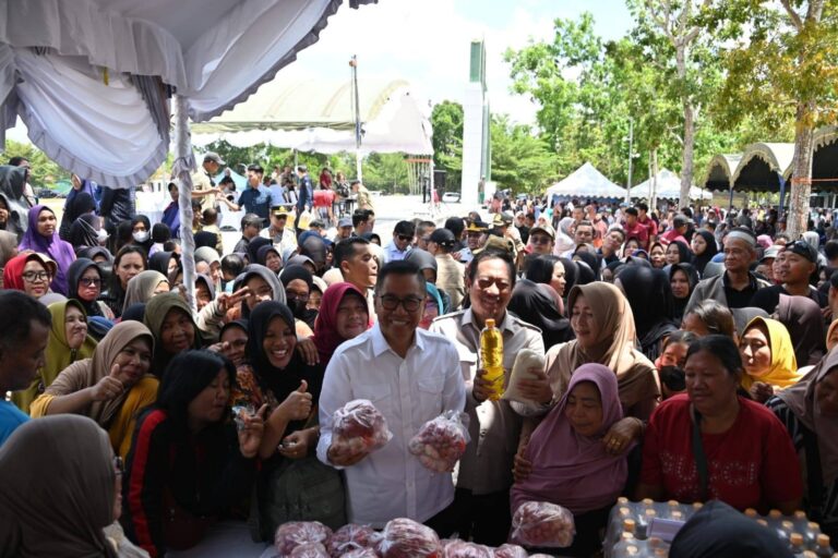 Jelang Idul Fitri dan Nyepi, Pemprov Kalteng Salurkan Sejumlah Bantuan di Kabupaten Sukamara