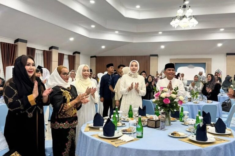 Kamis, 12 Maret 2026Plt. Ketua Dharma Wanita Persatuan Provinsi Kalimantan Tengah yang juga Ketu (1)