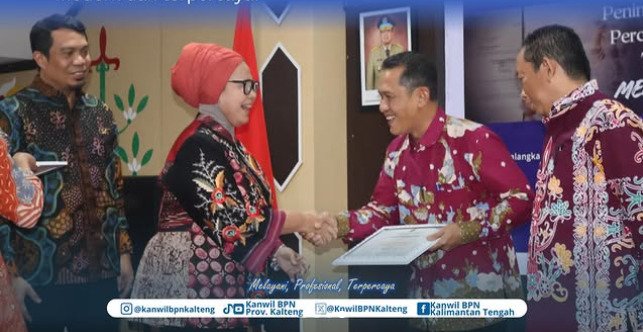 Kanwil BPN Kalteng Anugerahkan Penghargaan kepada Kantor Pertanahan Berprestasi