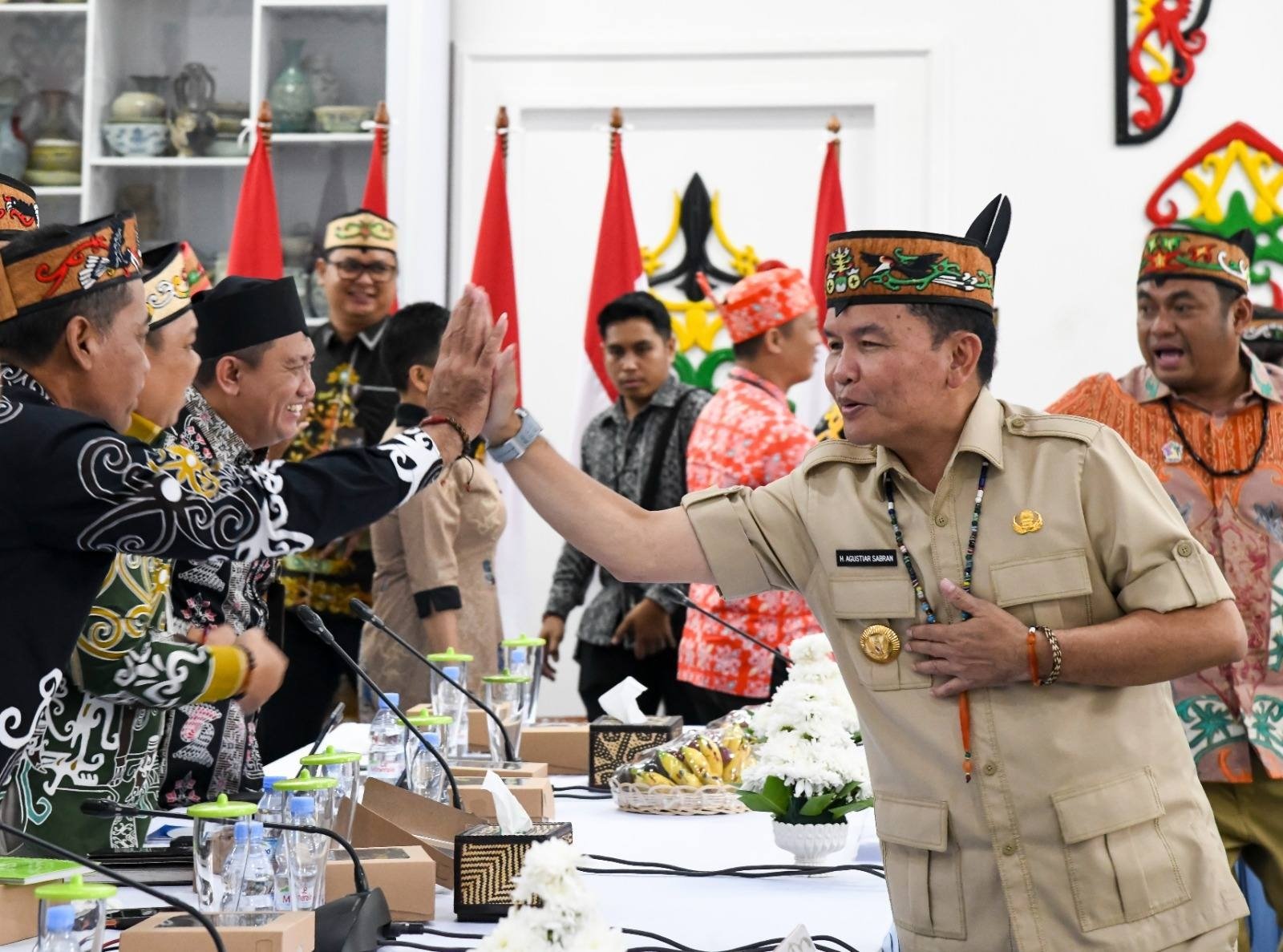 Gelar Silaturahmi, Gubernur Agustiar Sabran Apresiasi Dedikasi dan Kinerja PT Bank Kalteng